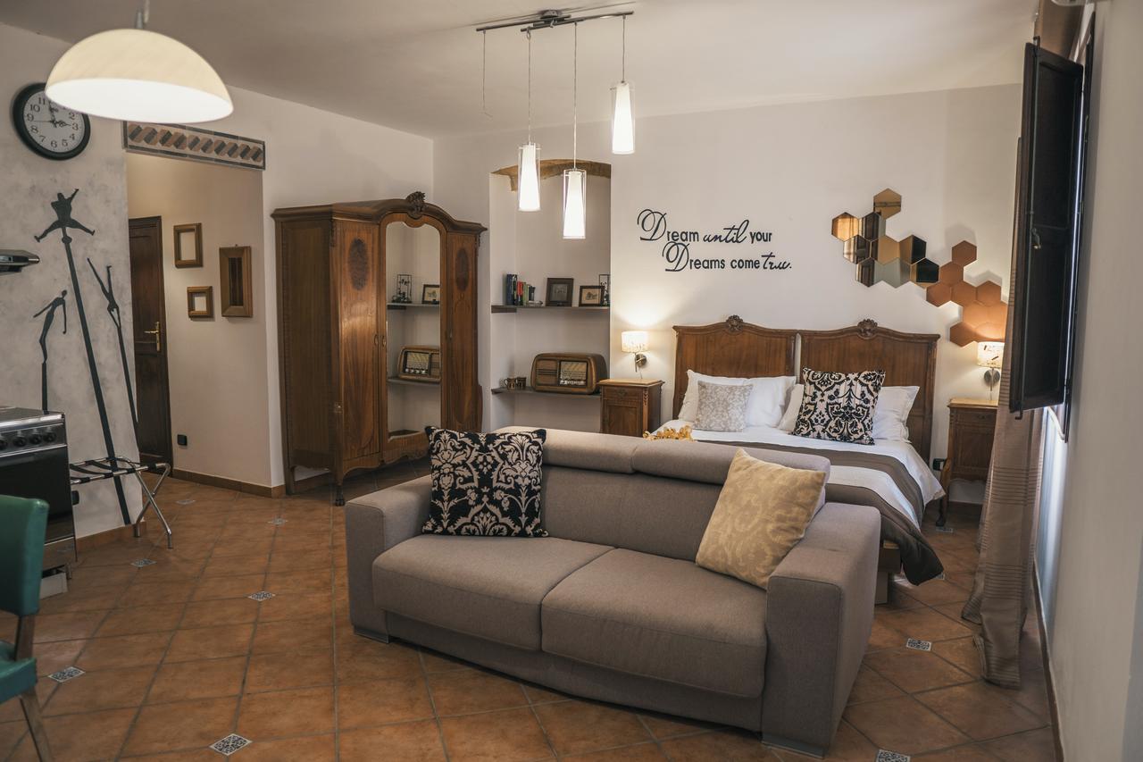 Villa La Lumia B&B Suites & Apartments 阿格里真托 外观 照片